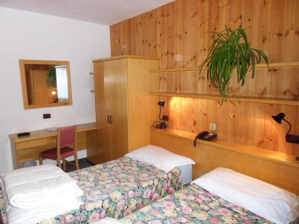 Hotel Santa Caterina Santa Caterina Valfurva Kültér fotó